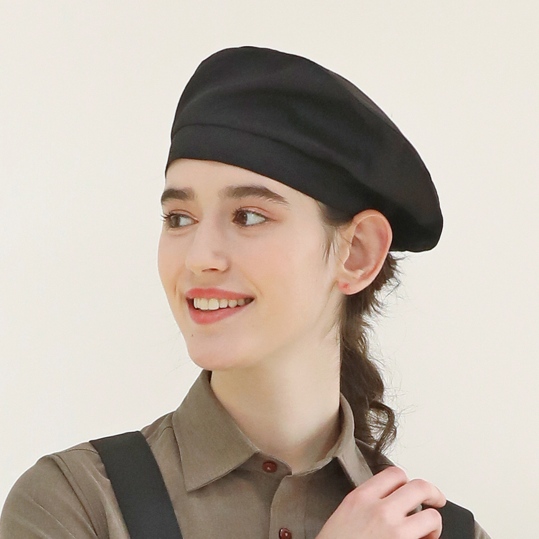 블랙 버클 베레모